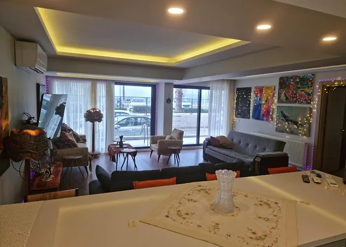 House * 伊兹密尔