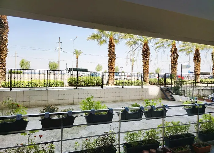 House * 伊兹密尔