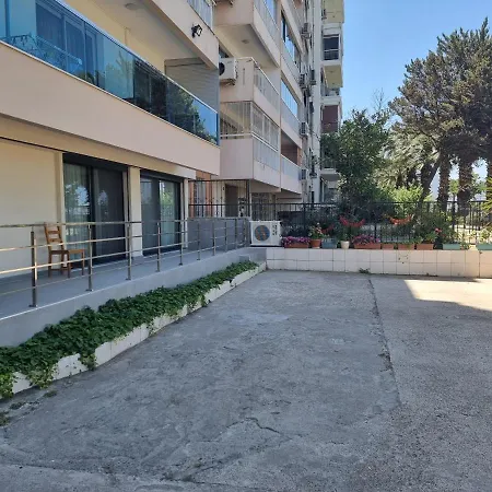 House * Izmir