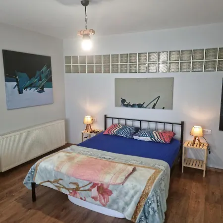 House Apartment *